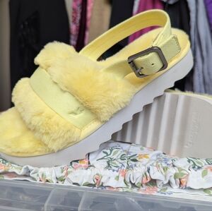 Koolaburra by UGG Women Outdoor Fur Sandals Platform shoes sz 7